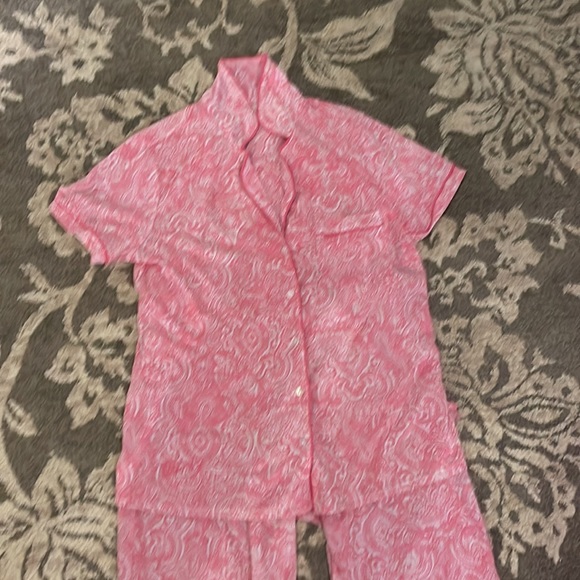 Cute pink pajama set barbie pink style

Need to down size my closet - Picture 3 of 8